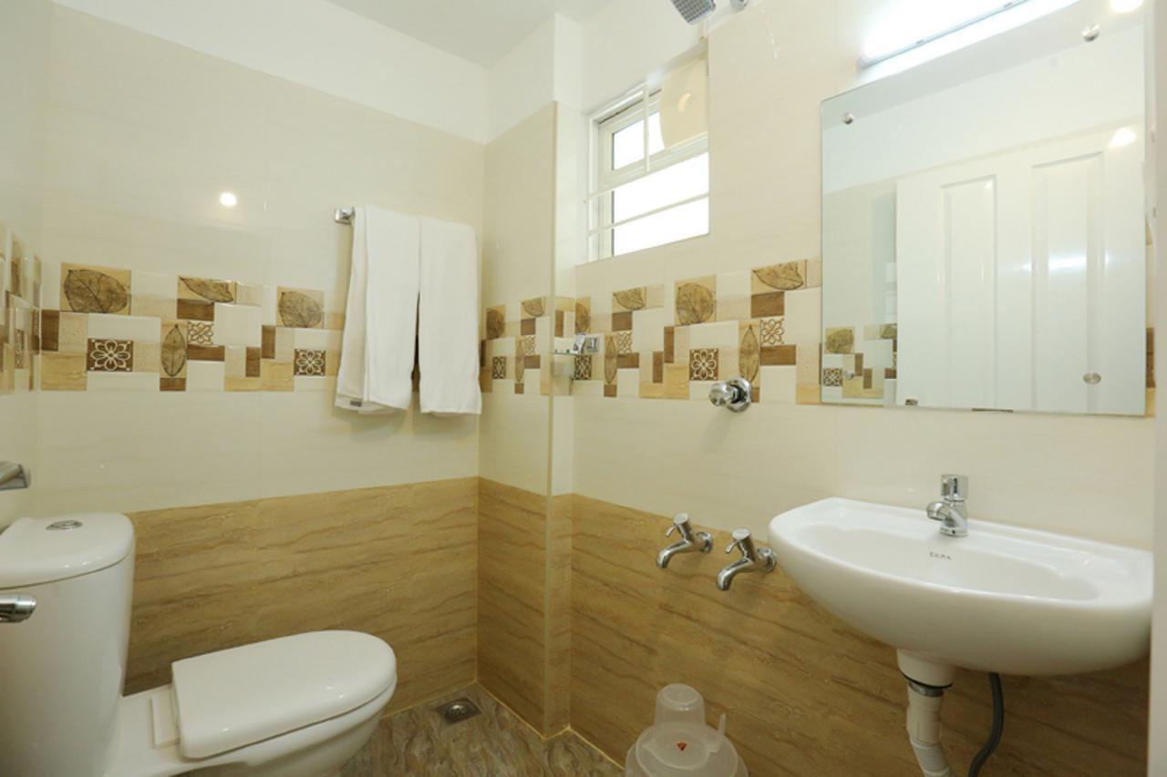 Hotel Swarna Residency Kochi 外观 照片
